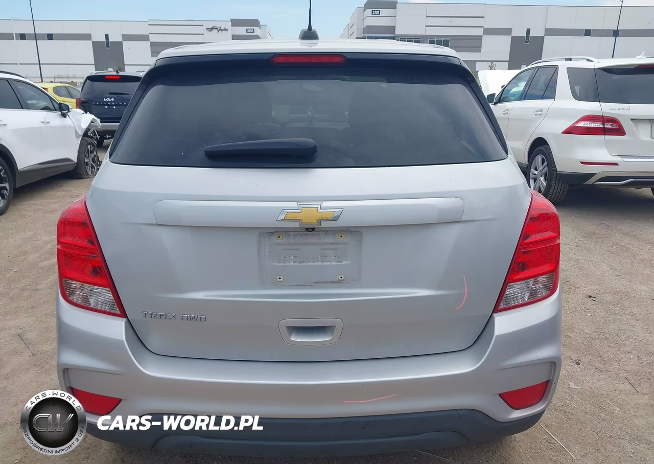2019 Chevrolet Trax Ls VIN:3GNCJNSB1KL270552 - 15