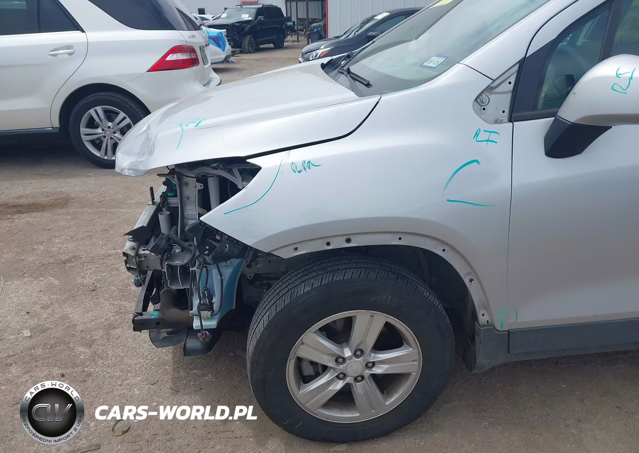 2019 Chevrolet Trax Ls VIN:3GNCJNSB1KL270552 - 6