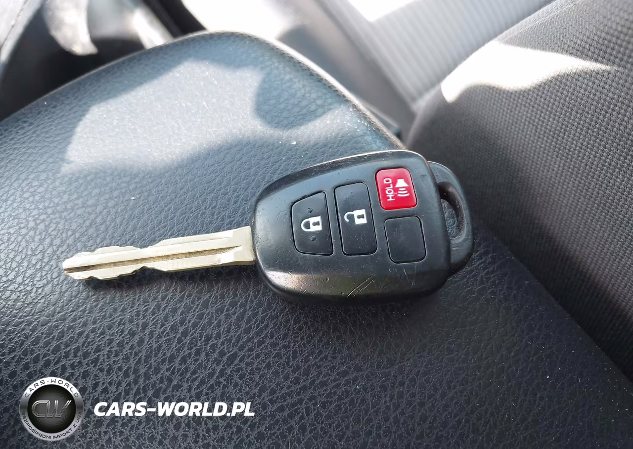 2015 Toyota Rav4 Le VIN:JTMBFREV1FJ048786 - 11
