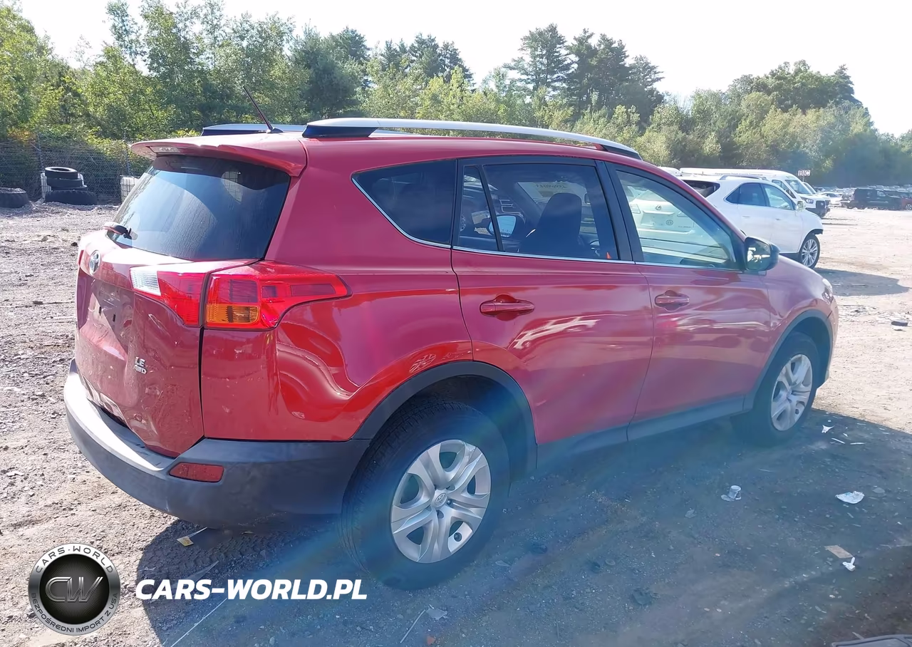 2015 Toyota Rav4 Le VIN:JTMBFREV1FJ048786 - 4