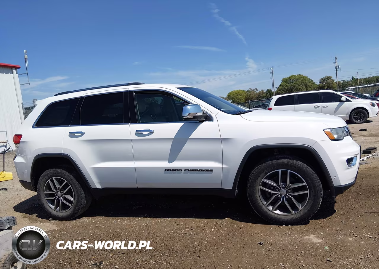 2018 Jeep Grand Cherokee Limited 4X4 VIN:1C4RJFBG2JC149043 - 13