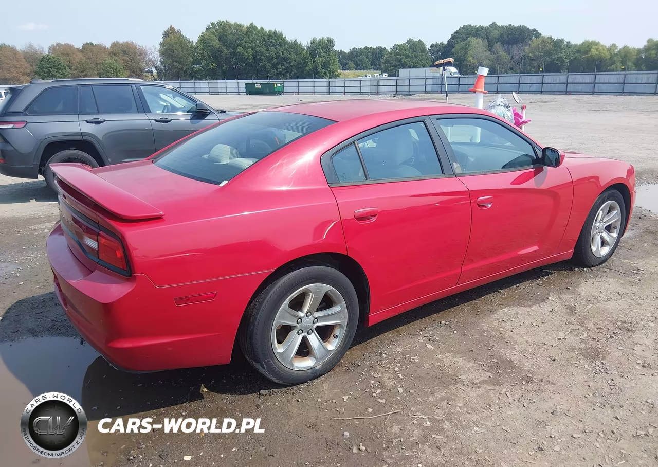 2013 Dodge Charger Se VIN:2C3CDXBG9DH550081 - 4