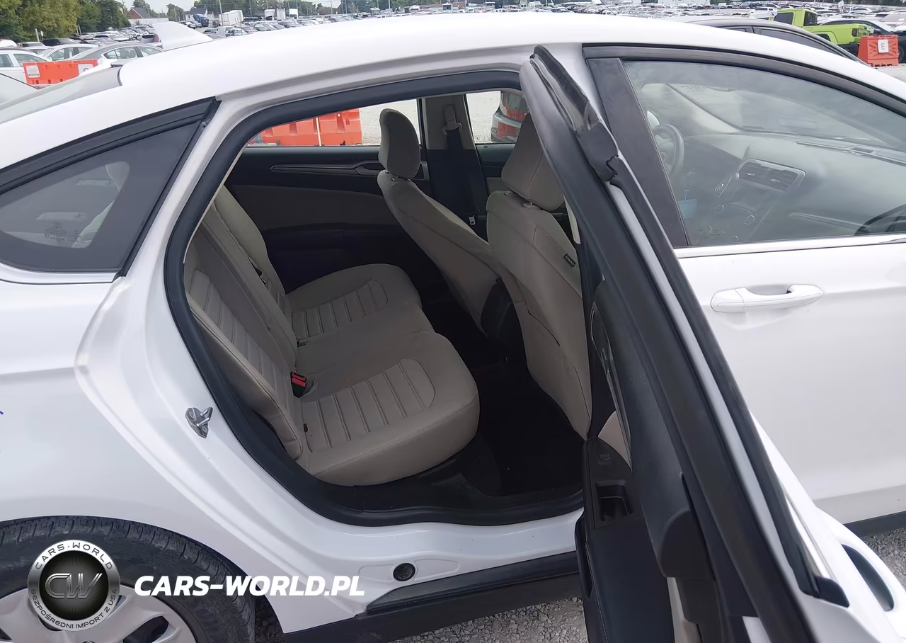 2020 Ford Fusion S VIN:3FA6P0G78LR249973 - 8