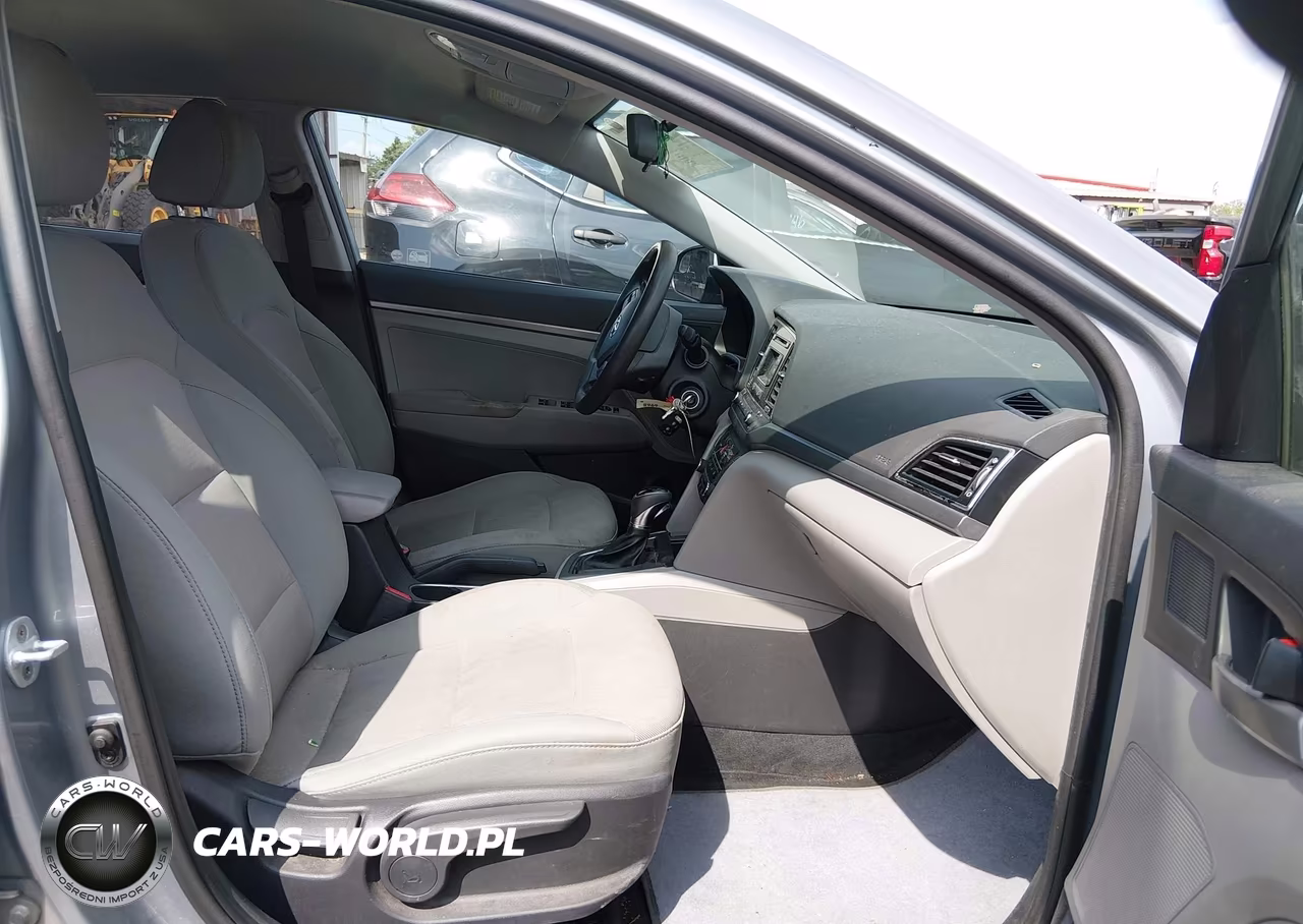 2017 Hyundai Elantra Se VIN:5NPD74LF5HH066563 - 5