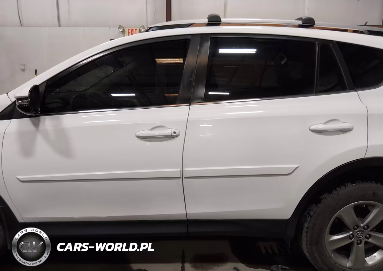 2015 Toyota Rav4 Xle VIN:2T3RFREV1FW263925 - 15