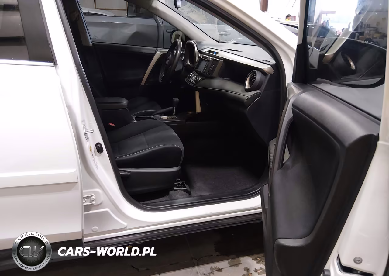 2015 Toyota Rav4 Xle VIN:2T3RFREV1FW263925 - 5