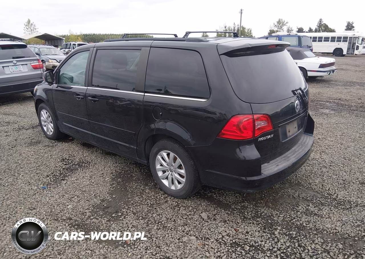 2012 Volkswagen Routan Se VIN:2C4RVABG4CR276944 - 3