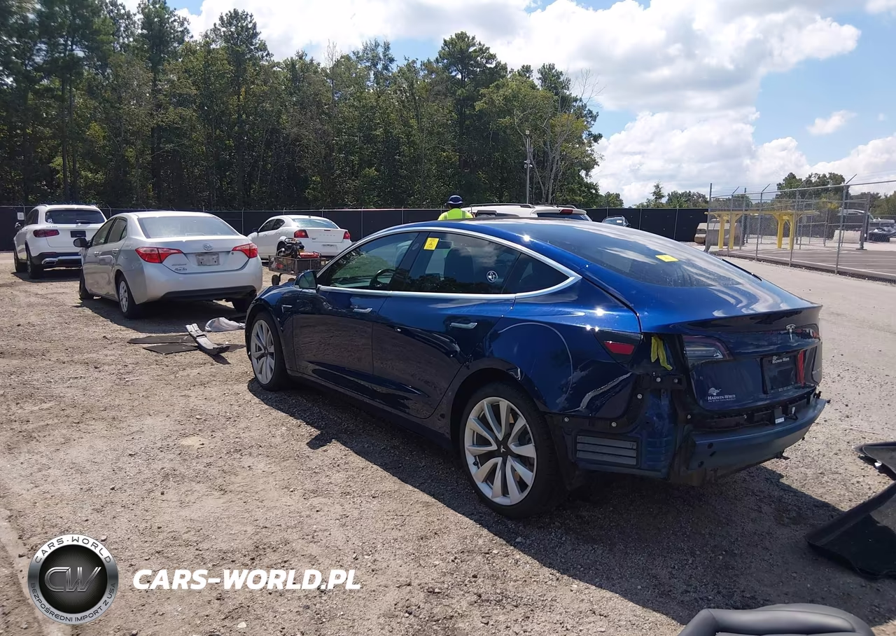 2018 Tesla Model 3 Long Range-Performance VIN:5YJ3E1EB7JF117382 - 3