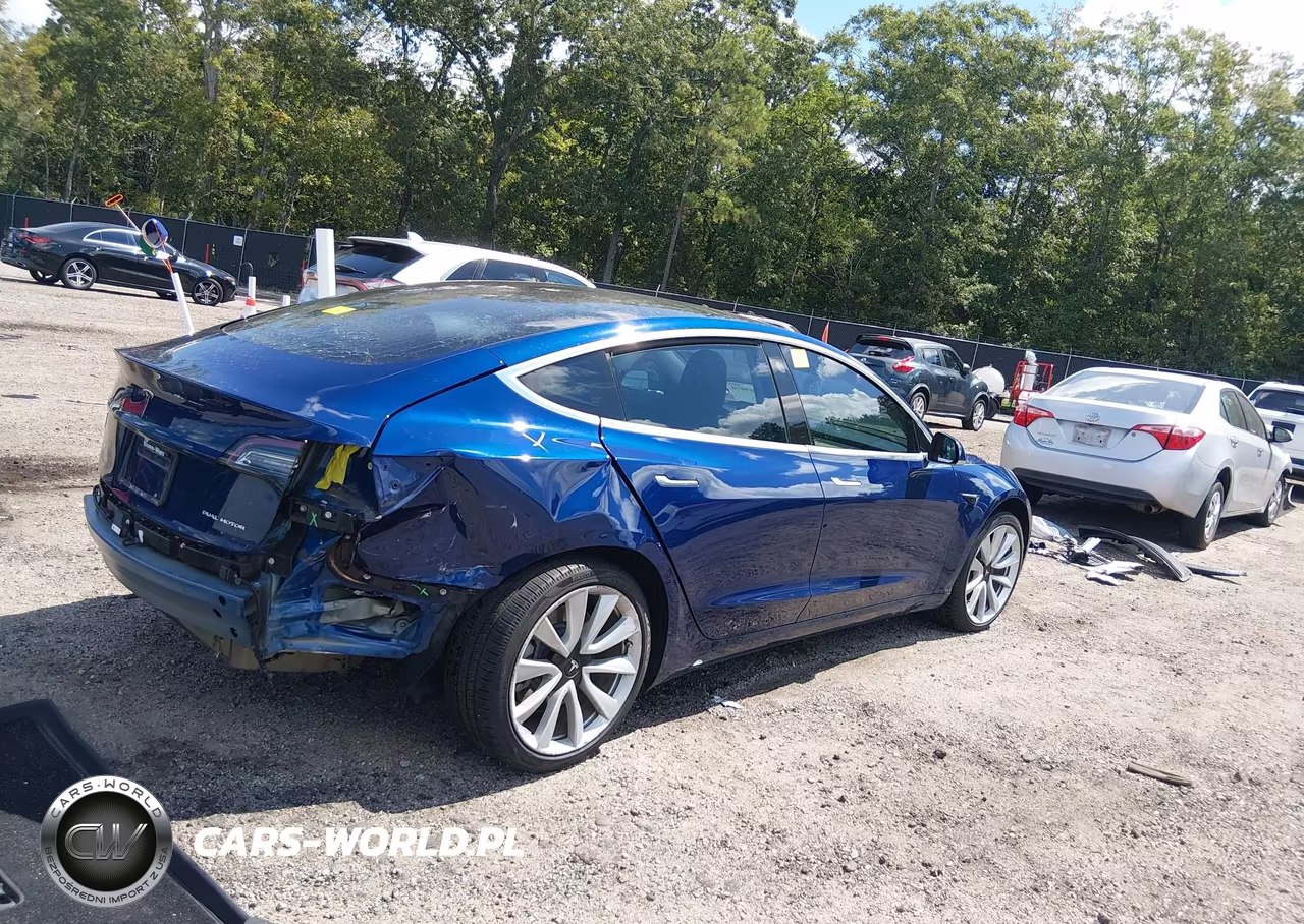 2018 Tesla Model 3 Long Range-Performance VIN:5YJ3E1EB7JF117382 - 4