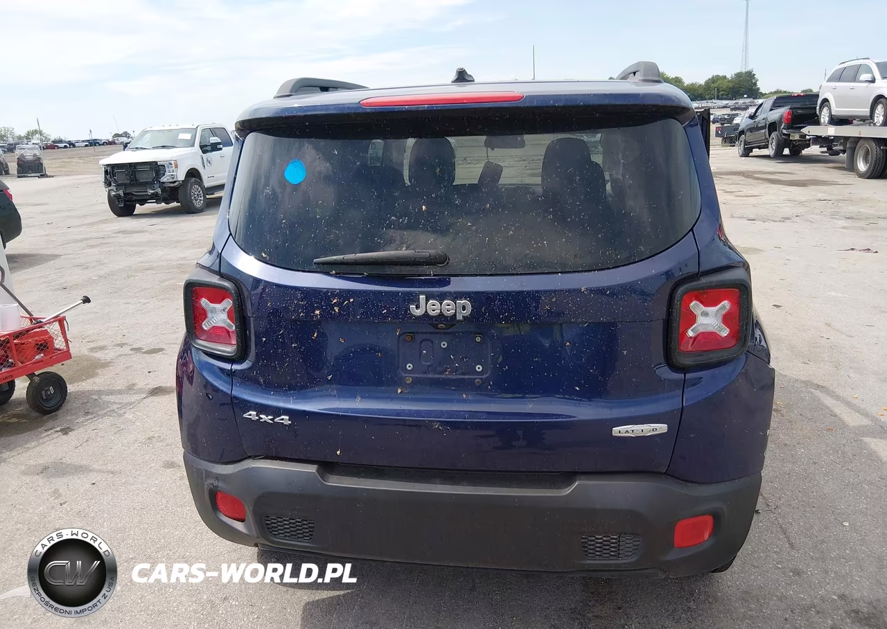 2017 Jeep Renegade Latitude 4X4 VIN:ZACCJBBBXHPF70310 - 17