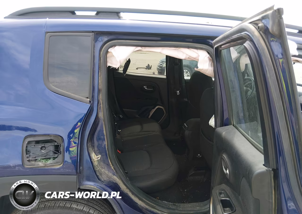 2017 Jeep Renegade Latitude 4X4 VIN:ZACCJBBBXHPF70310 - 8