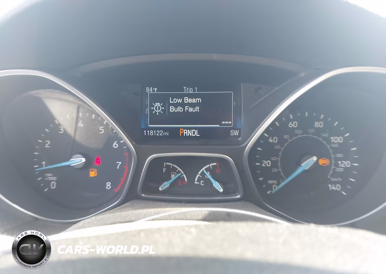 2018 Ford Focus Se VIN:1FADP3F26JL329069 - 7