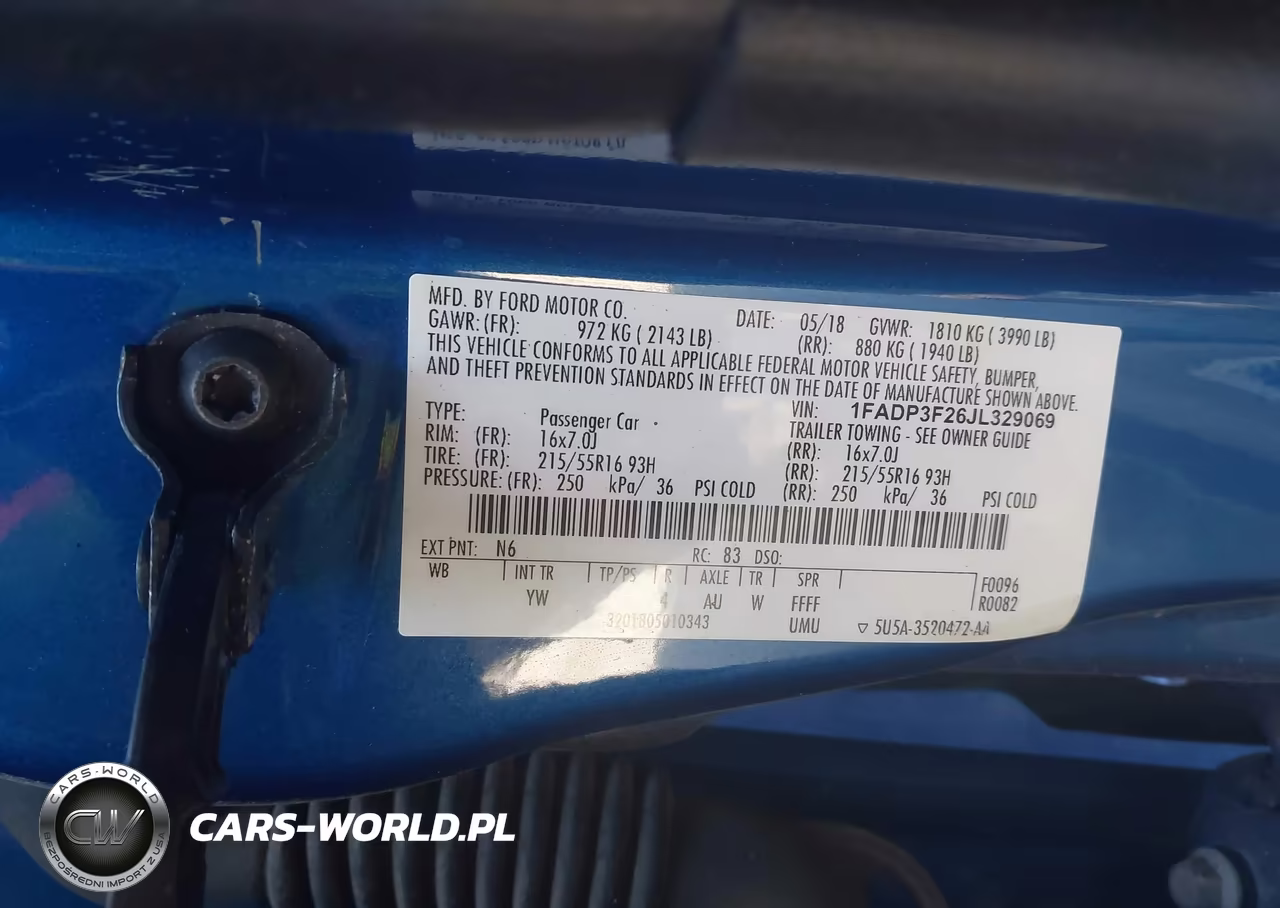 2018 Ford Focus Se VIN:1FADP3F26JL329069 - 9