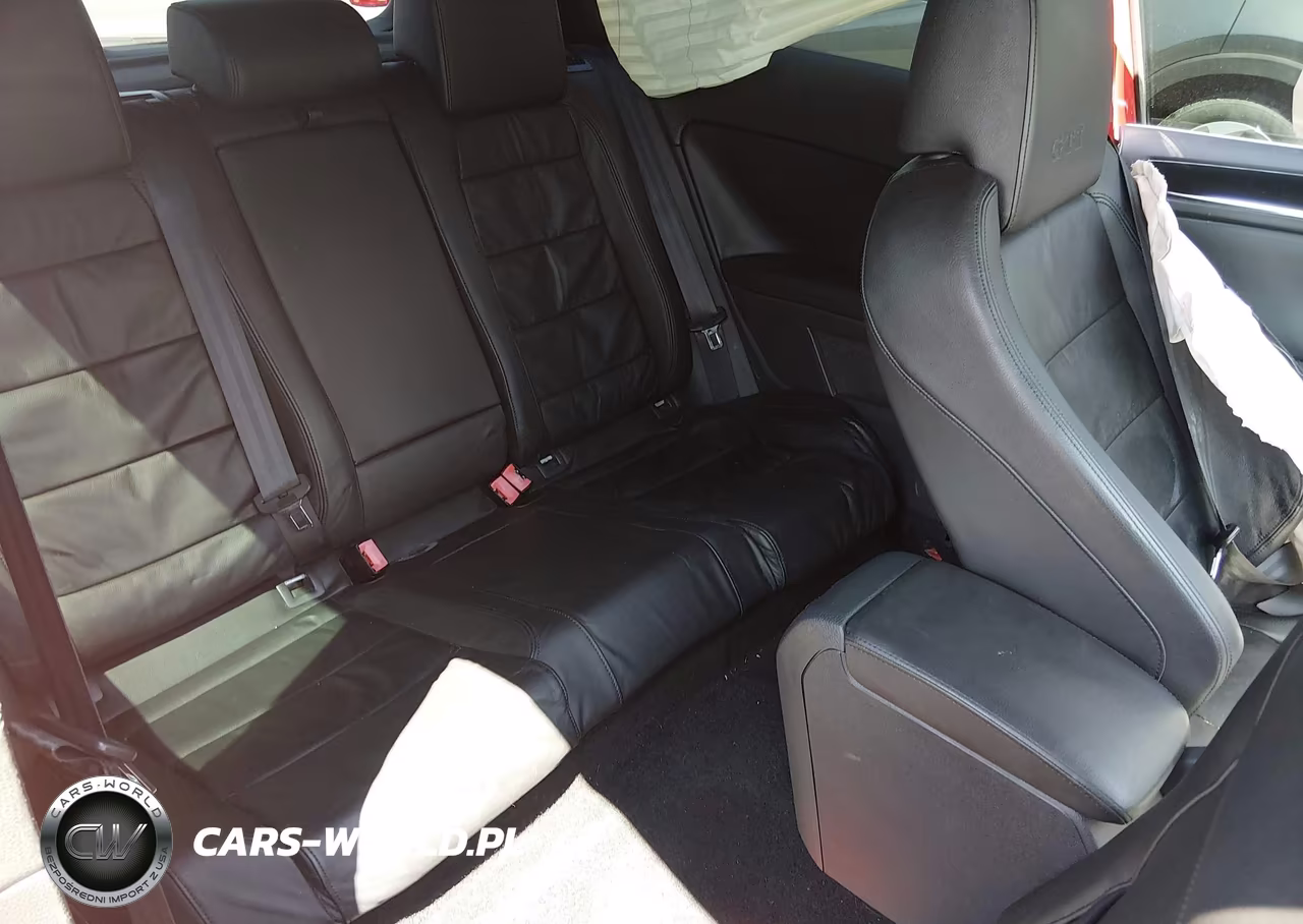 2010 Volkswagen Gti 2-Door VIN:WVWEV7AJ7AW182611 - 8
