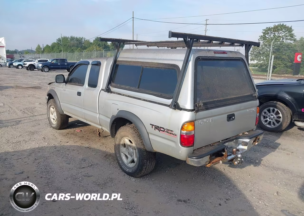 2002 Toyota Tacoma Base V6 VIN:5TEWN72N92Z107810 - 3