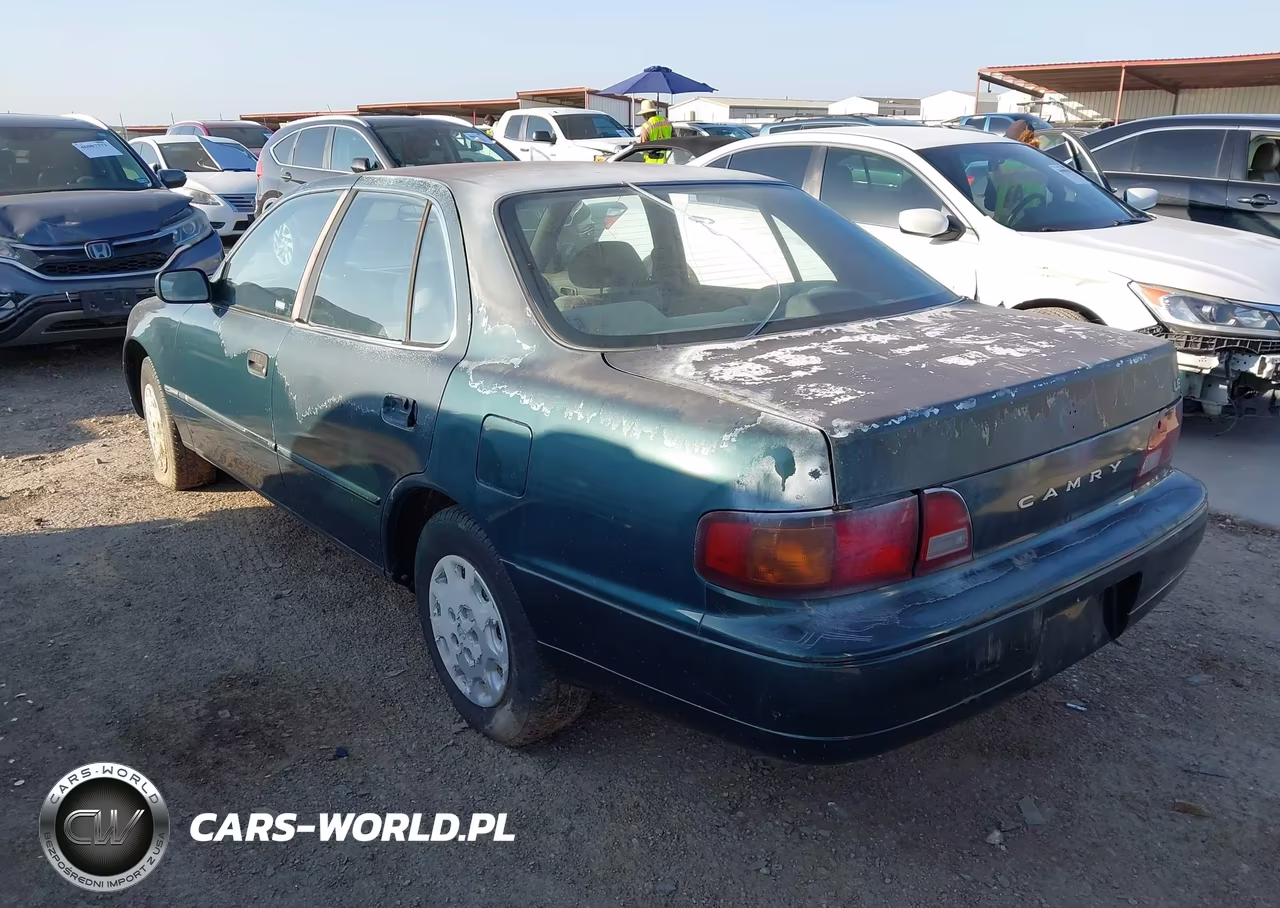 1996 Toyota Camry Dx-Le-Xle VIN:4T1BG12K5TU936245 - 3