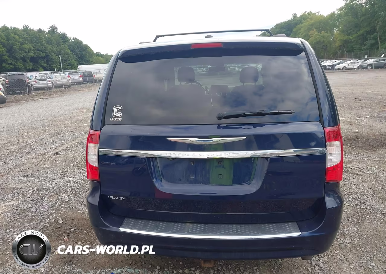 2016 Chrysler Town & Country Touring VIN:2C4RC1BG5GR127714 - 16
