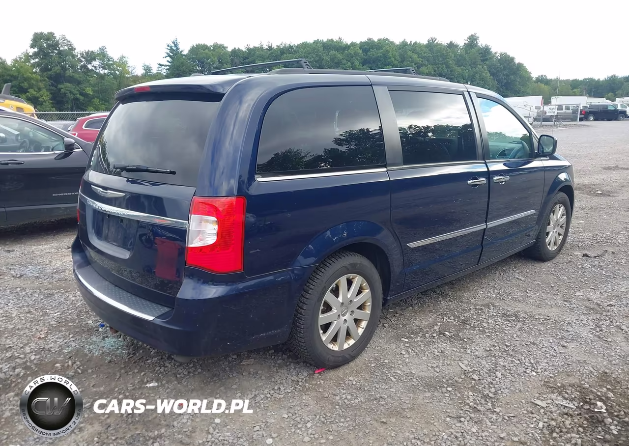2016 Chrysler Town & Country Touring VIN:2C4RC1BG5GR127714 - 4