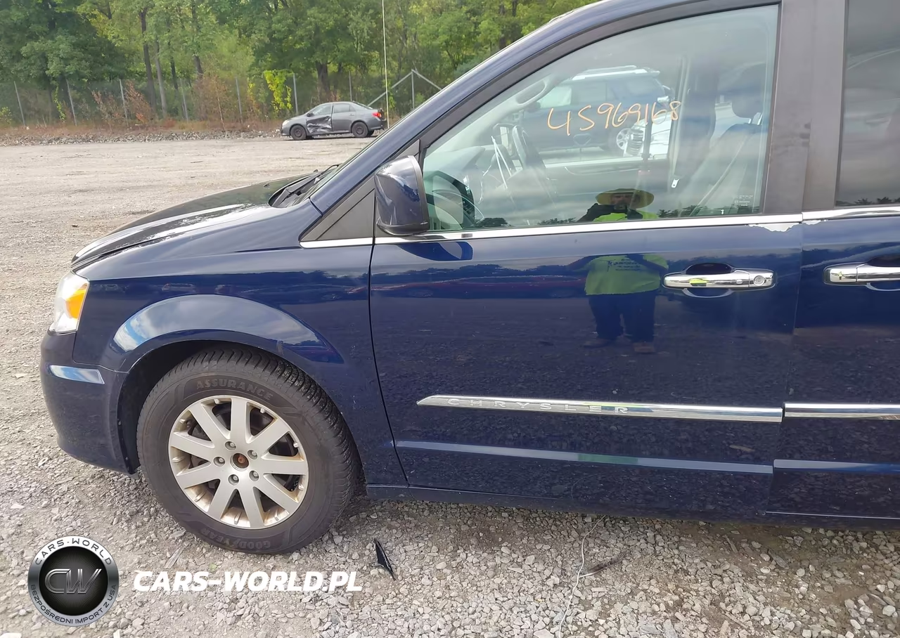 2016 Chrysler Town & Country Touring VIN:2C4RC1BG5GR127714 - 6