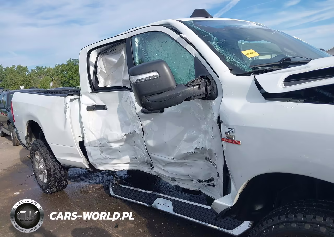 2024 Ram 2500 VIN:3C6UR5DLXRG153798 - 6