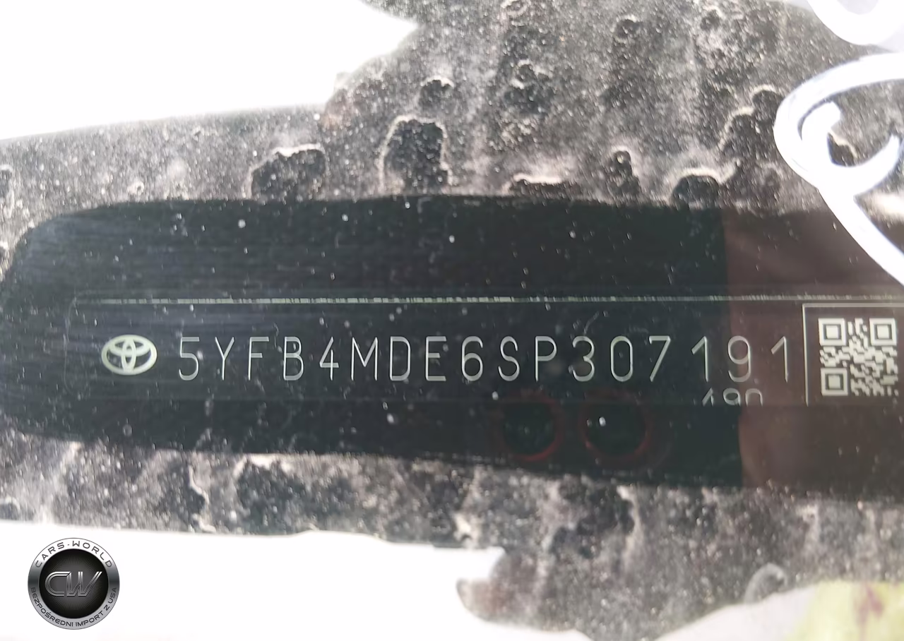 2025 Toyota Corolla Le VIN:5YFB4MDE6SP307191 - 9