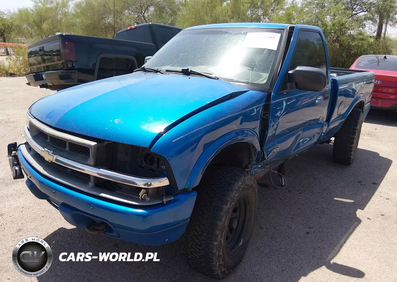 2000 Chevrolet S-10 Ls VIN:1GCDT14W6YK245012 - 2