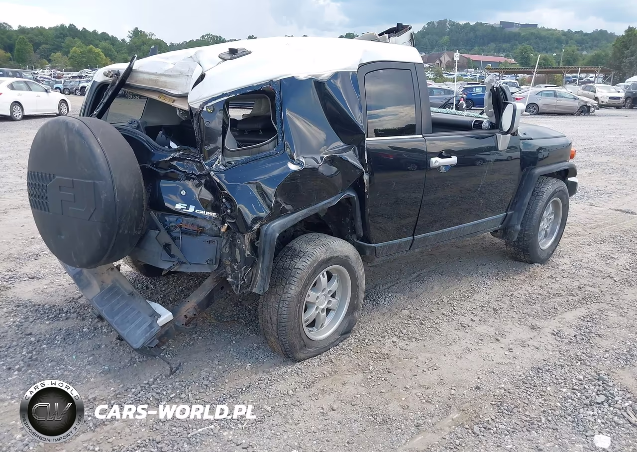 2007 Toyota Fj Cruiser VIN:JTEBU11F570010227 - 4