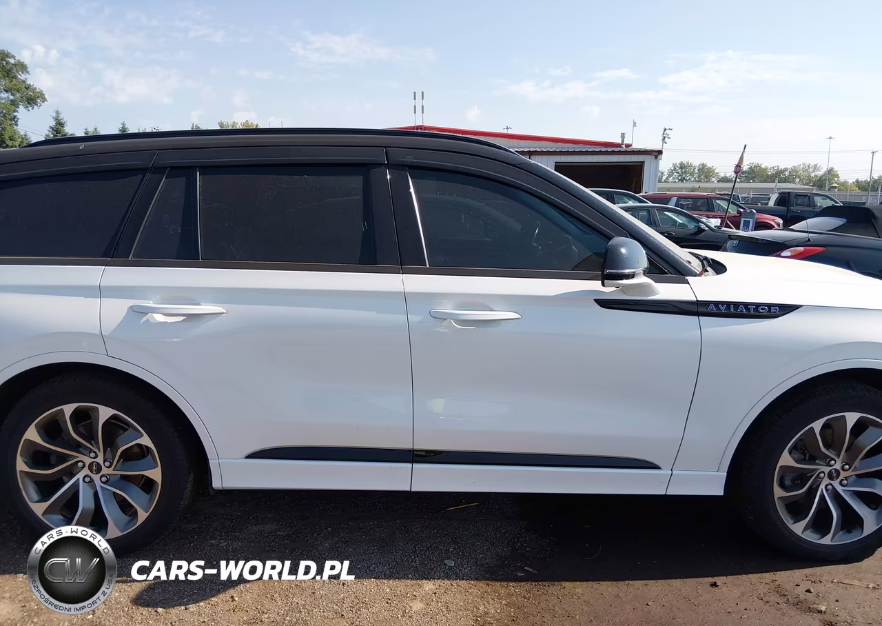 2020 Lincoln Aviator Grand Touring VIN:5LMYJ8XY8LGL34890 - 13