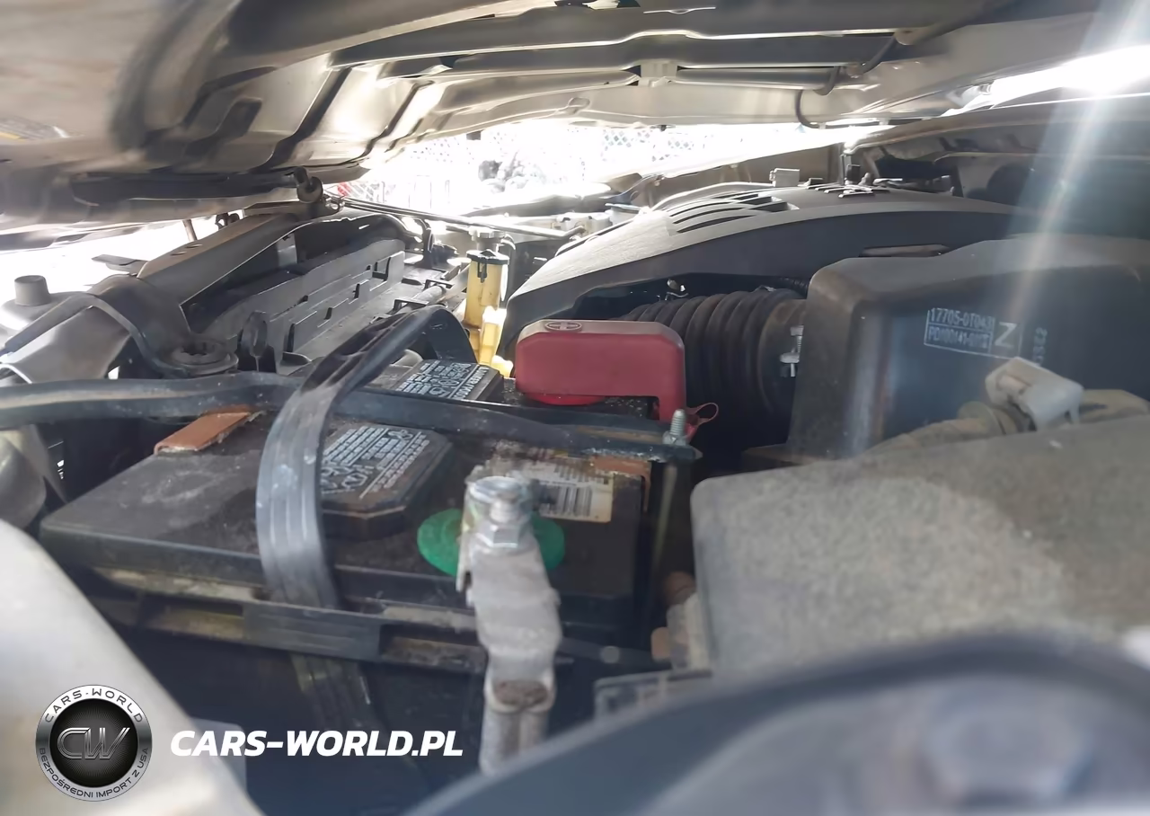 2015 Toyota Corolla Le VIN:5YFBURHE2FP340024 - 10