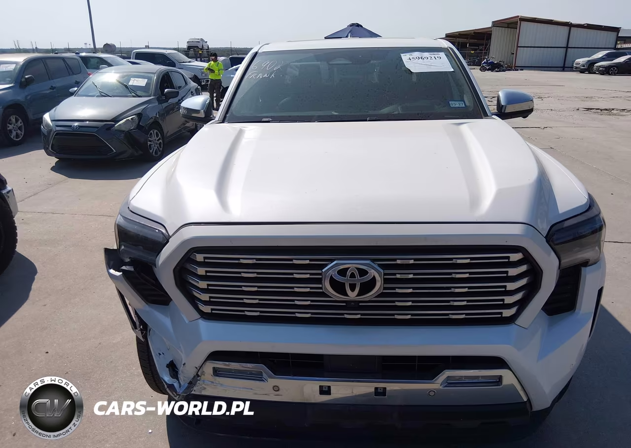 2025 Toyota Tacoma Limited VIN:3TYLB5JN8ST061647 - 12