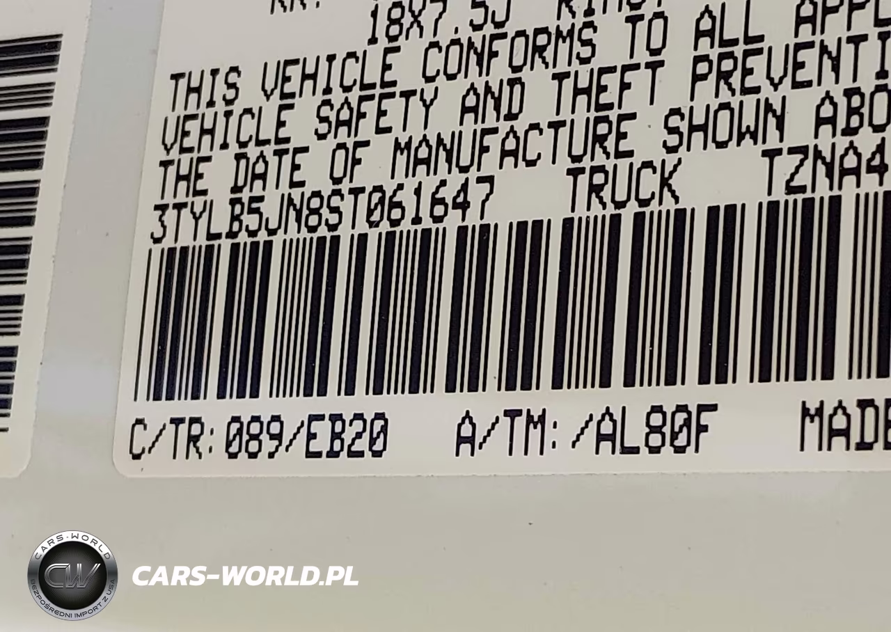 2025 Toyota Tacoma Limited VIN:3TYLB5JN8ST061647 - 9