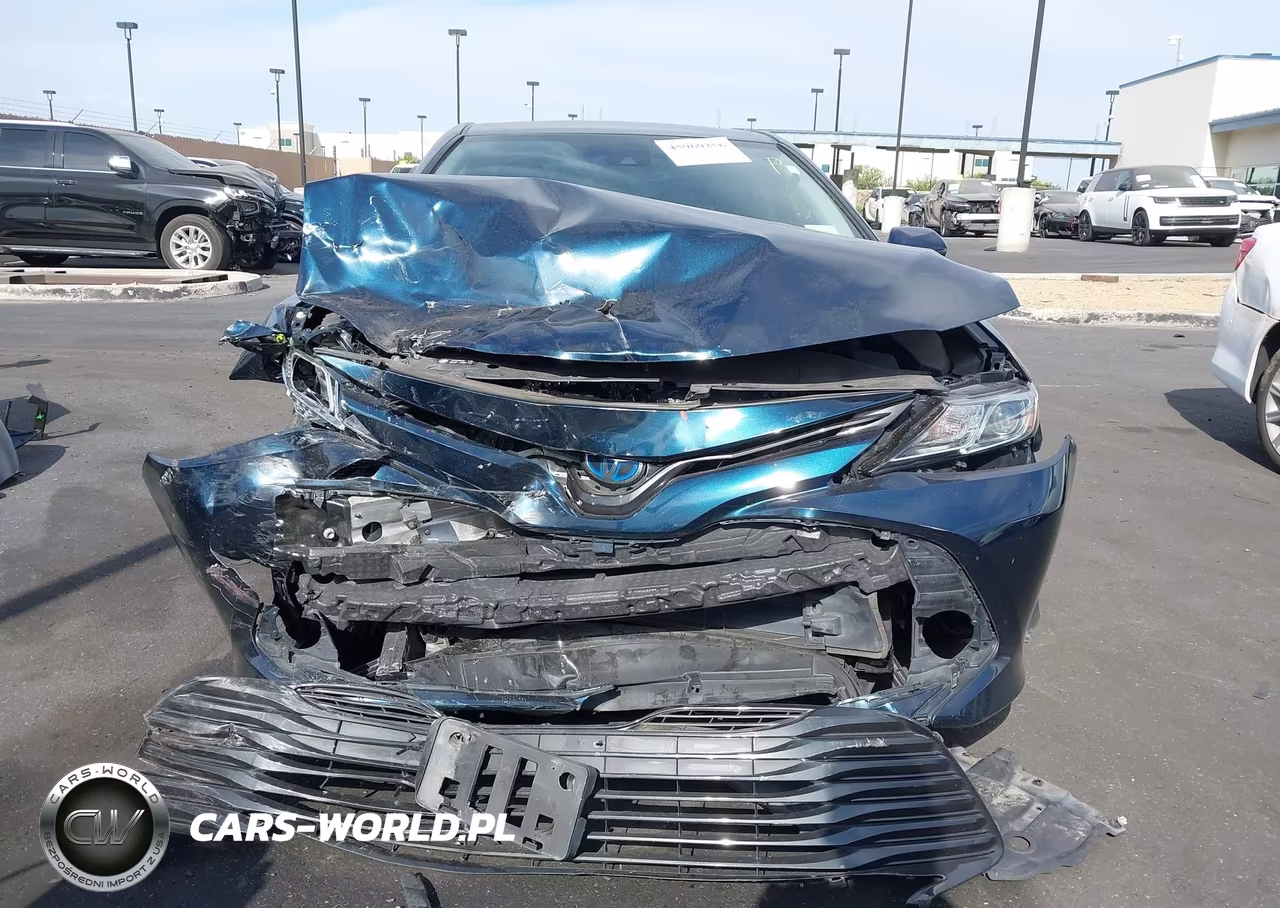 2020 Toyota Camry Le Hybrid VIN:4T1C31AK4LU543466 - 12