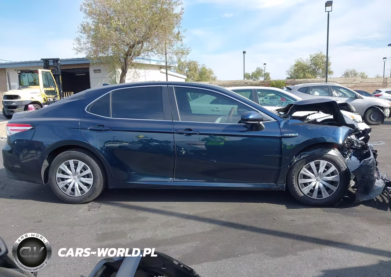2020 Toyota Camry Le Hybrid VIN:4T1C31AK4LU543466 - 13