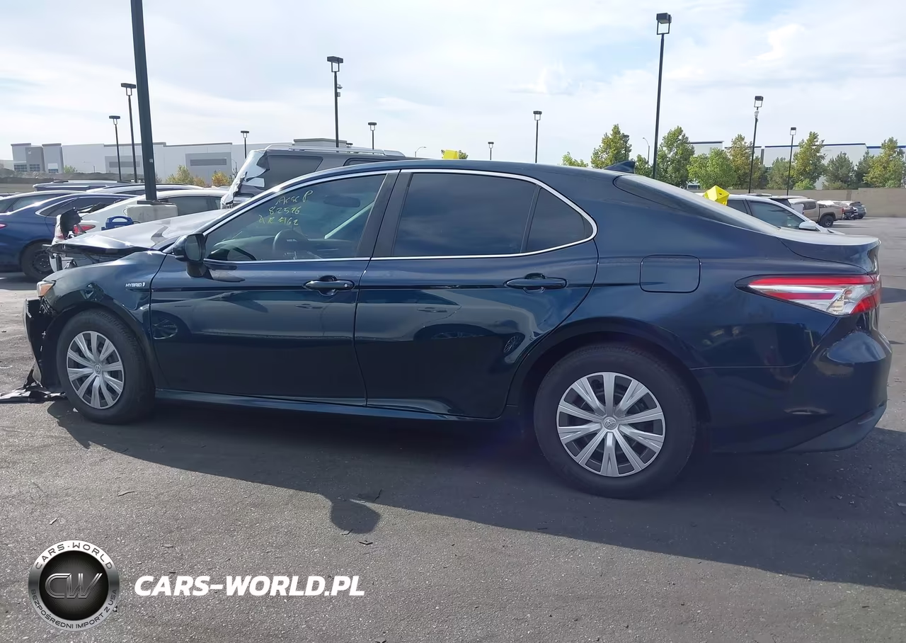 2020 Toyota Camry Le Hybrid VIN:4T1C31AK4LU543466 - 14