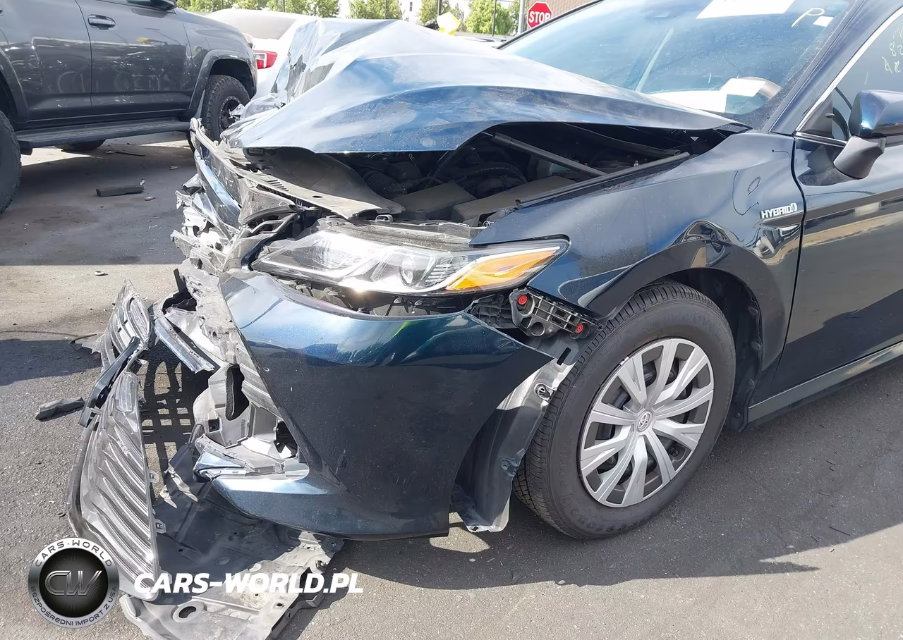 2020 Toyota Camry Le Hybrid VIN:4T1C31AK4LU543466 - 17