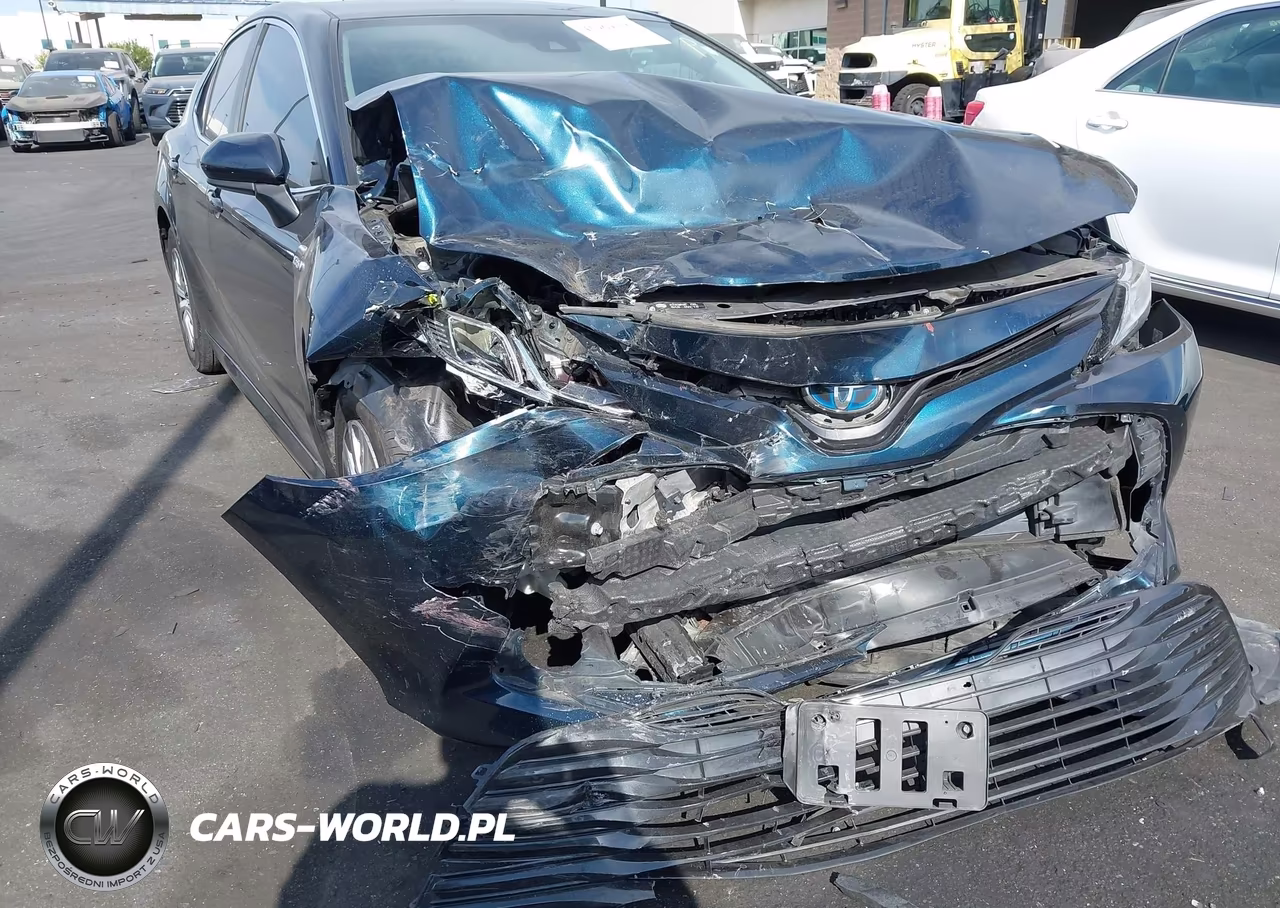 2020 Toyota Camry Le Hybrid VIN:4T1C31AK4LU543466 - 6