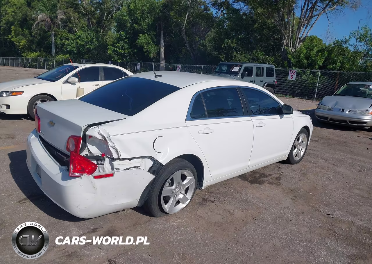 2011 Chevrolet Malibu Ls VIN:1G1ZB5E10BF343755 - 4