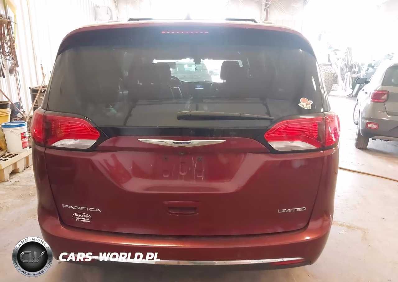2018 Chrysler Pacifica Limited VIN:2C4RC1GG1JR276038 - 16