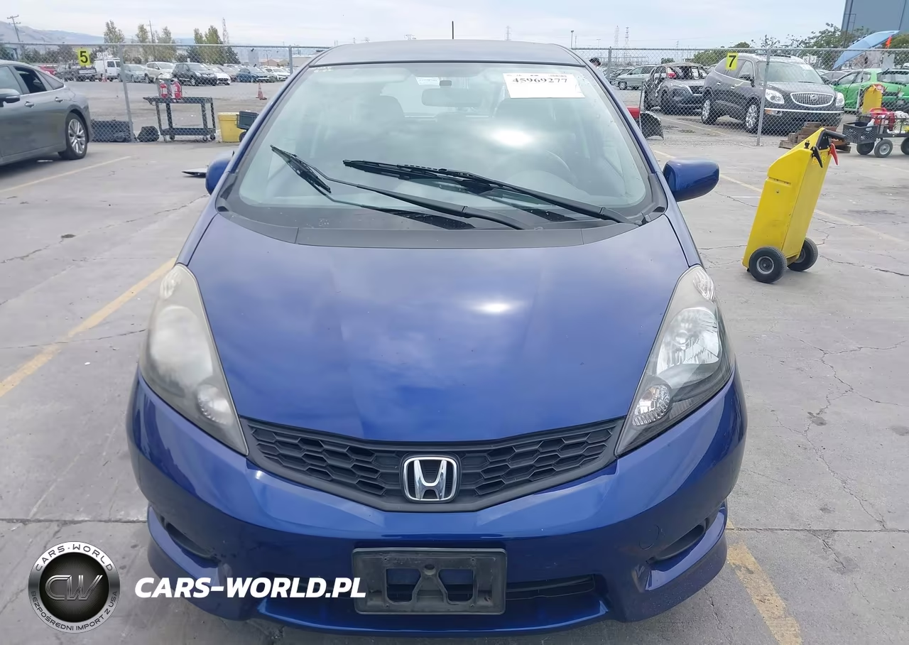 2012 Honda Fit Sport VIN:JHMGE8H54CC010899 - 13