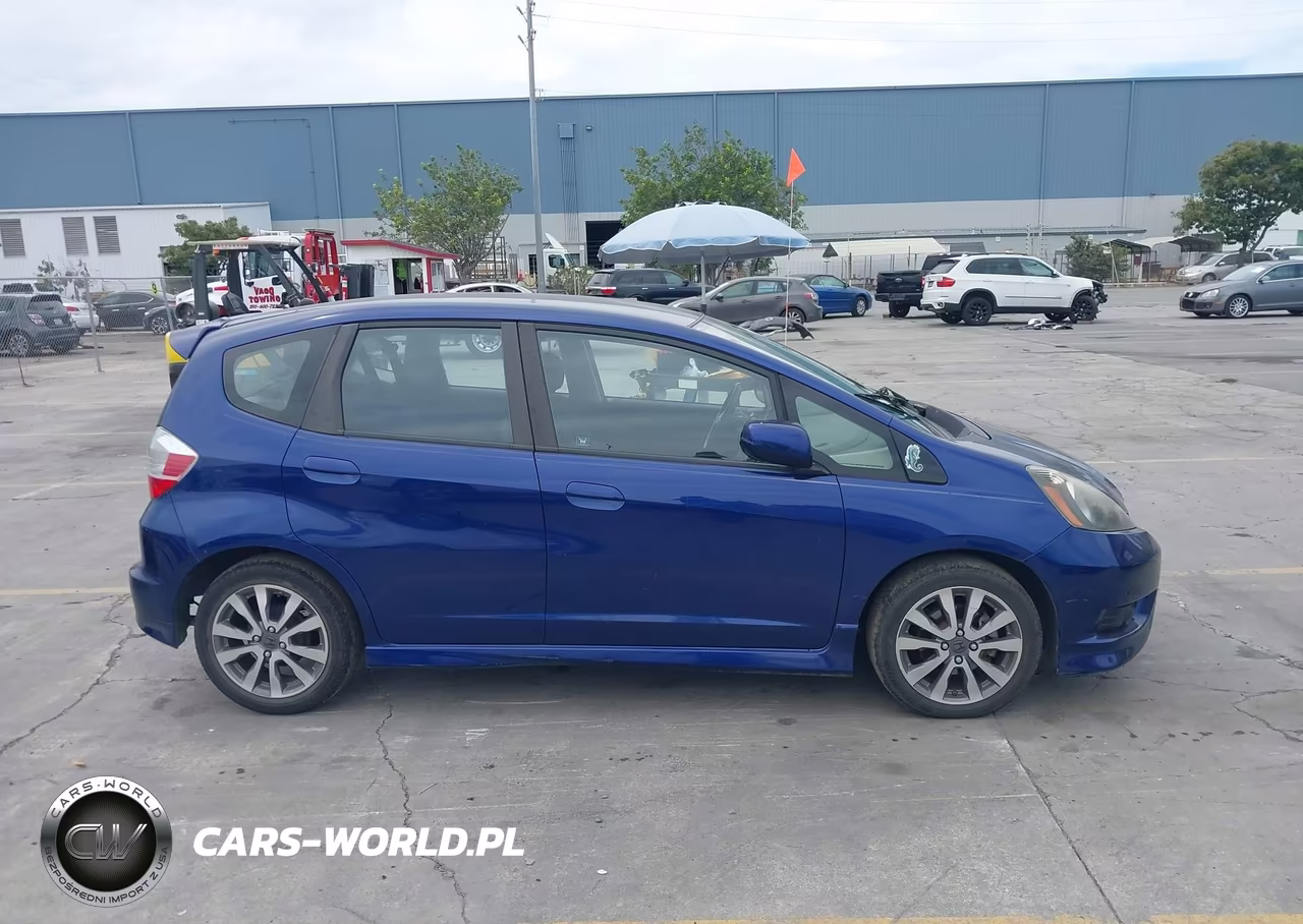 2012 Honda Fit Sport VIN:JHMGE8H54CC010899 - 14