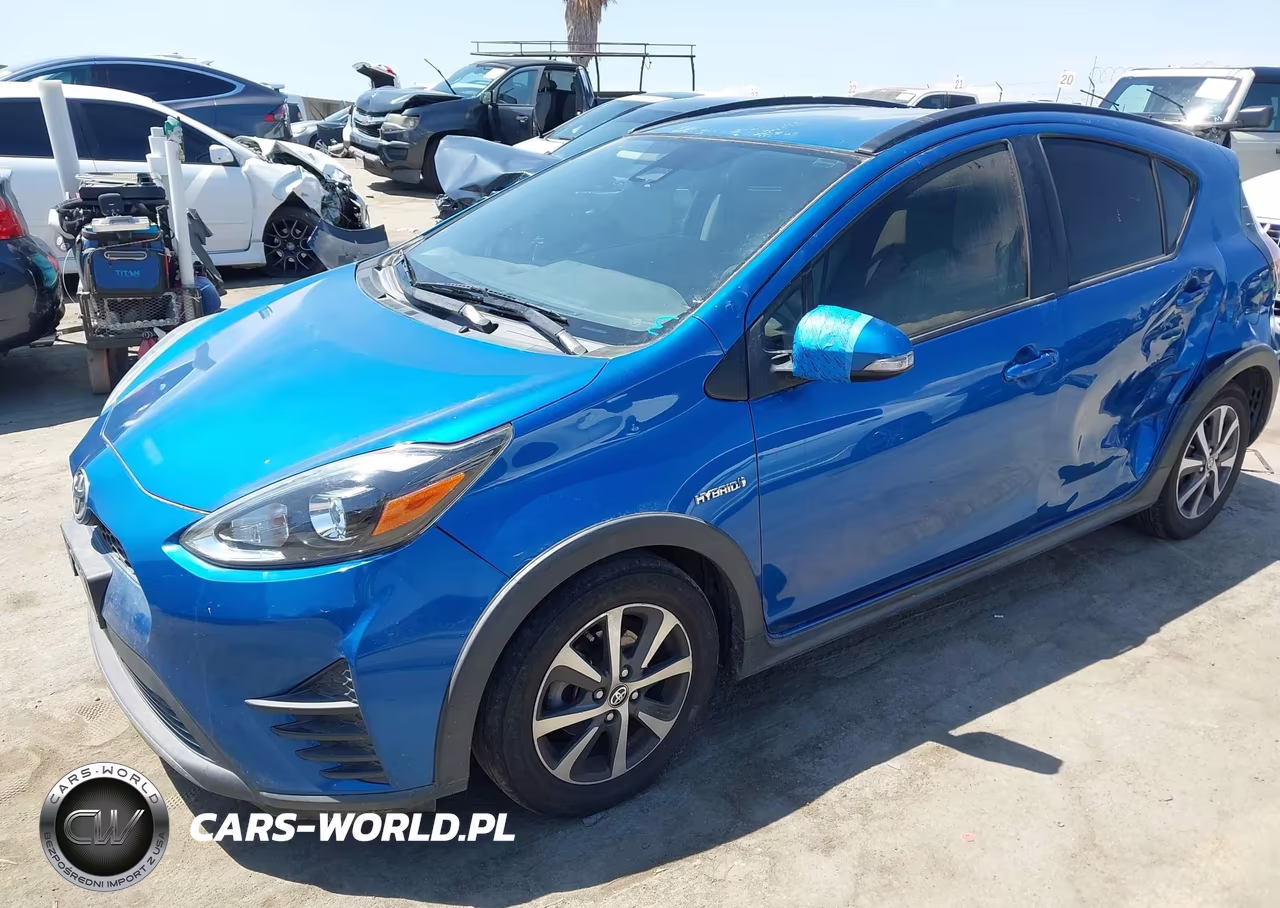 2018 Toyota Prius C One VIN:JTDKDTB33J1599431 - 2