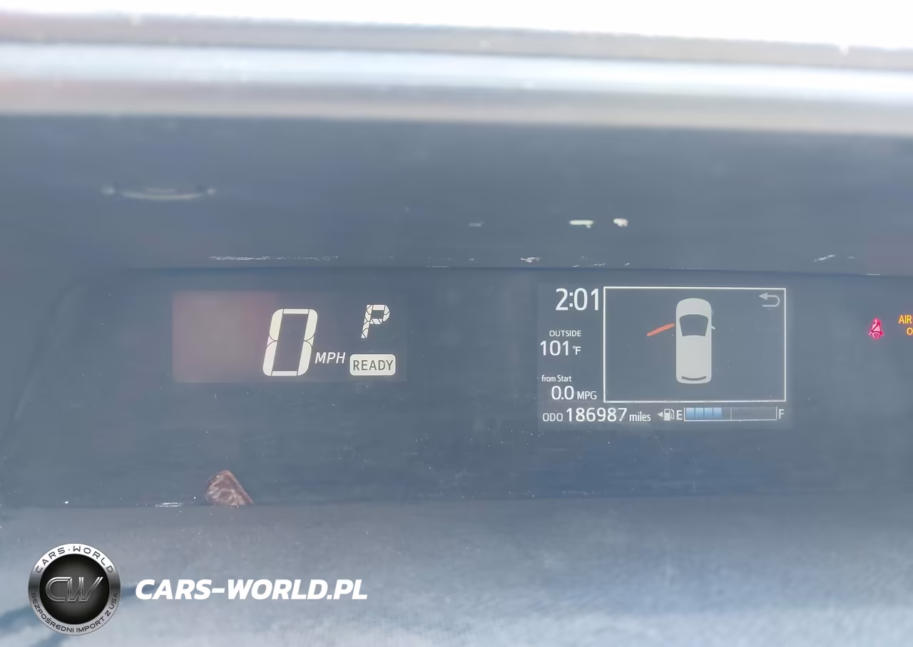 2018 Toyota Prius C One VIN:JTDKDTB33J1599431 - 7