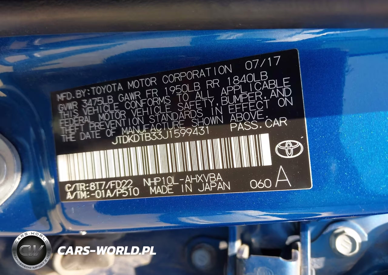 2018 Toyota Prius C One VIN:JTDKDTB33J1599431 - 9