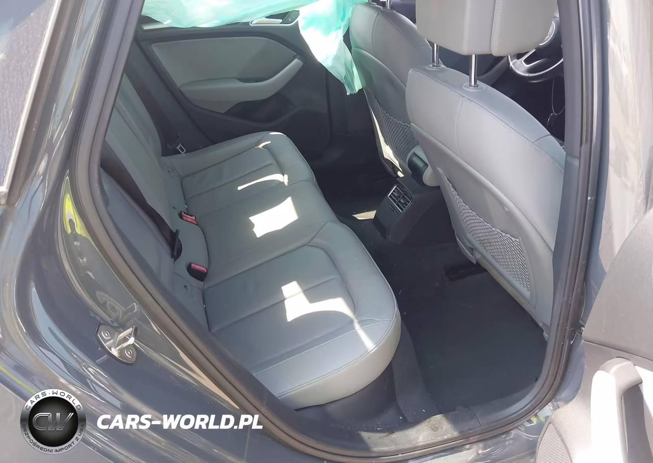 2018 Audi A3 2.0T Premium-2.0T Tech Premium VIN:WAUAUGFF9J1058467 - 8