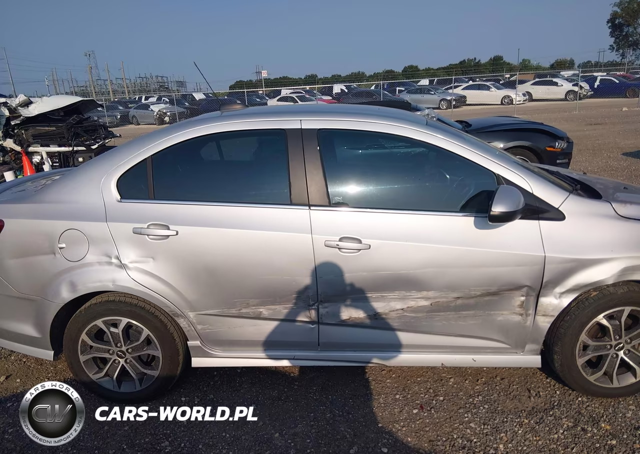 2019 Chevrolet Sonic Lt Auto VIN:1G1JD5SB9K4148897 - 13