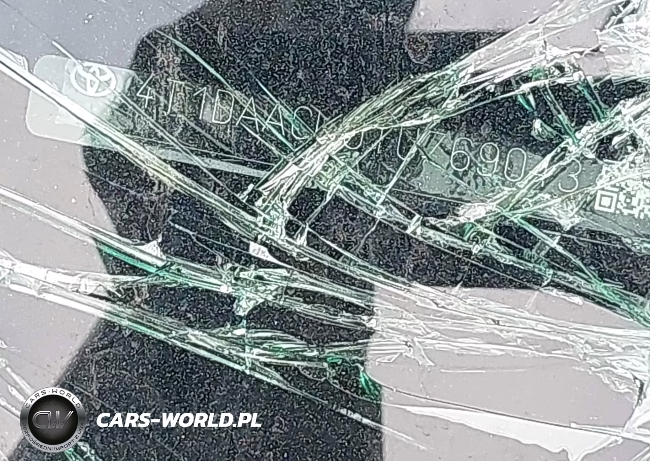 2026 Toyota Camry Xse VIN:4T1DAACK0TU769043 - 17