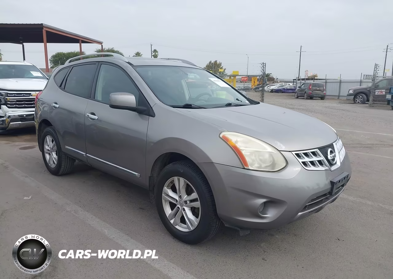 2013 Nissan Rogue Sv – zdjęcie 1 z 15