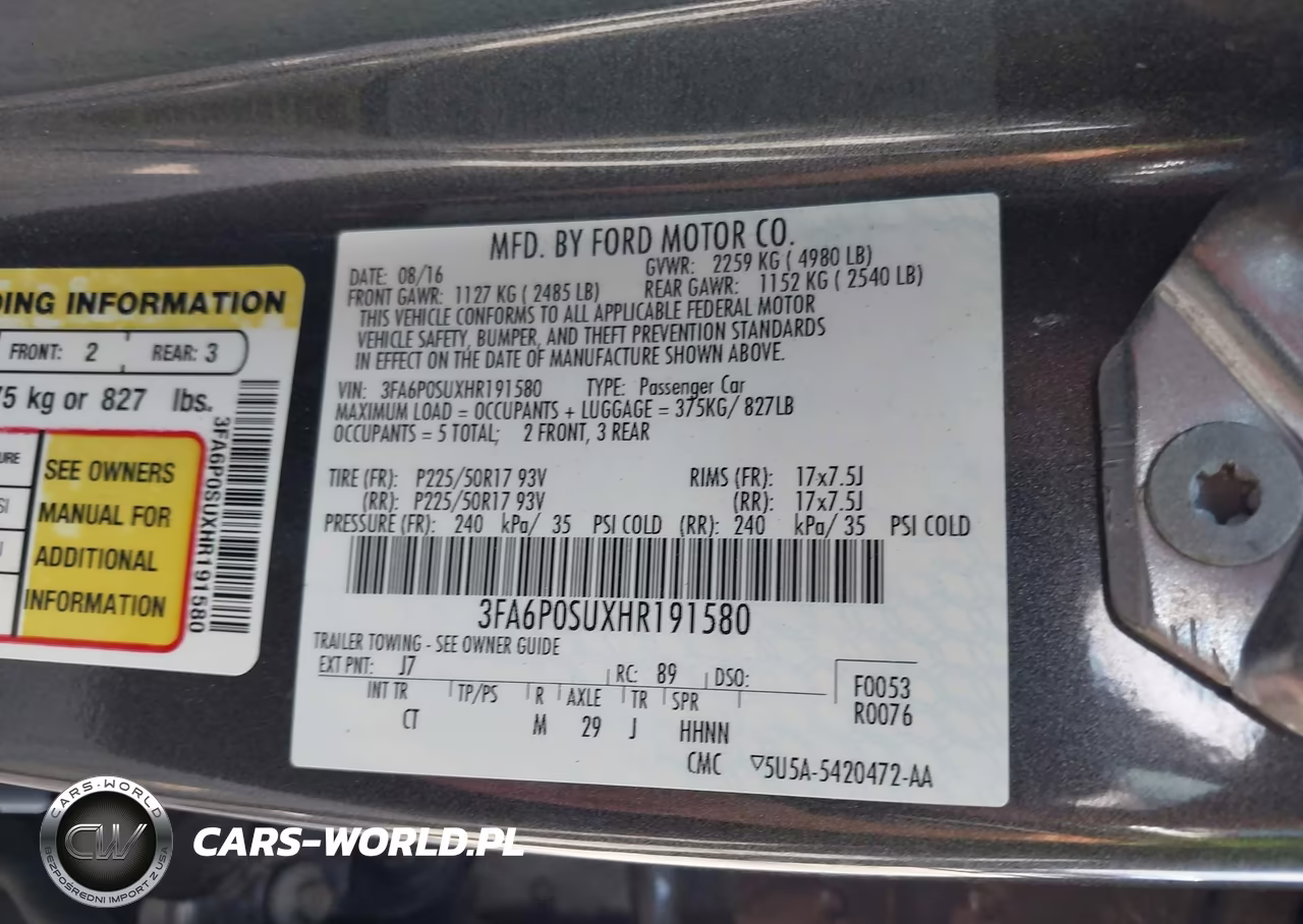 2017 Ford Fusion Energi Titanium VIN:3FA6P0SUXHR191580 - 9