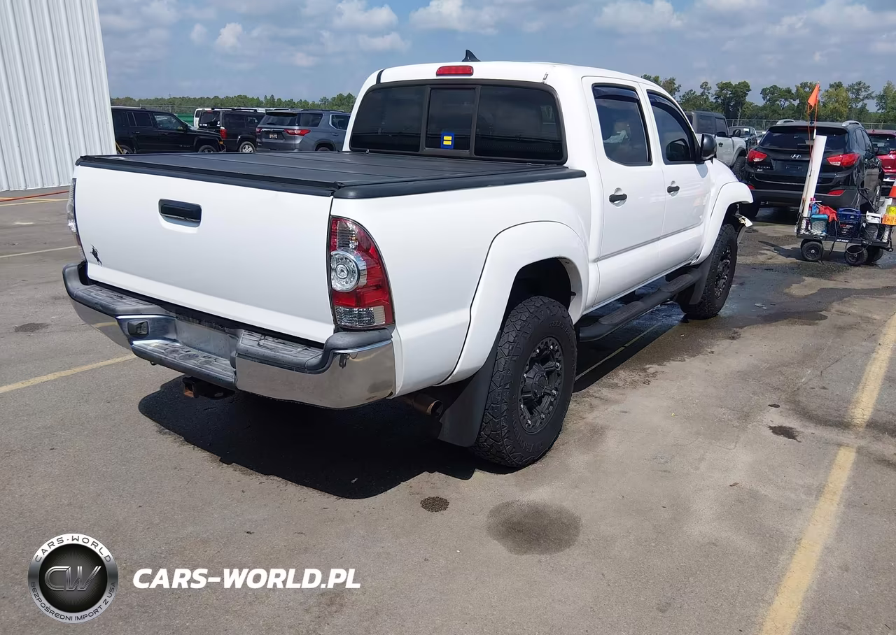 2014 Toyota Tacoma Prerunner VIN:5TFJX4GN1EX031281 - 4