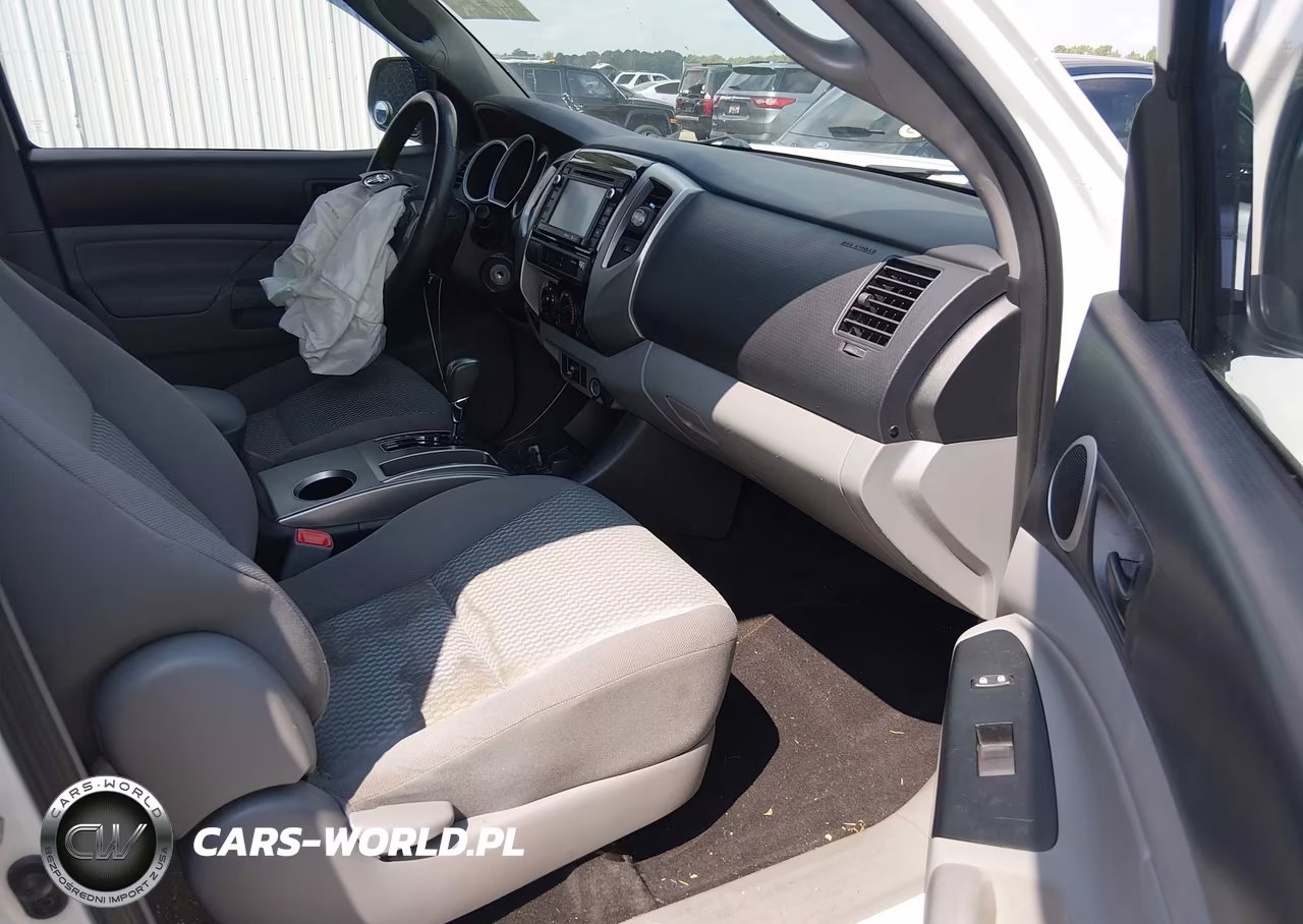 2014 Toyota Tacoma Prerunner VIN:5TFJX4GN1EX031281 - 5